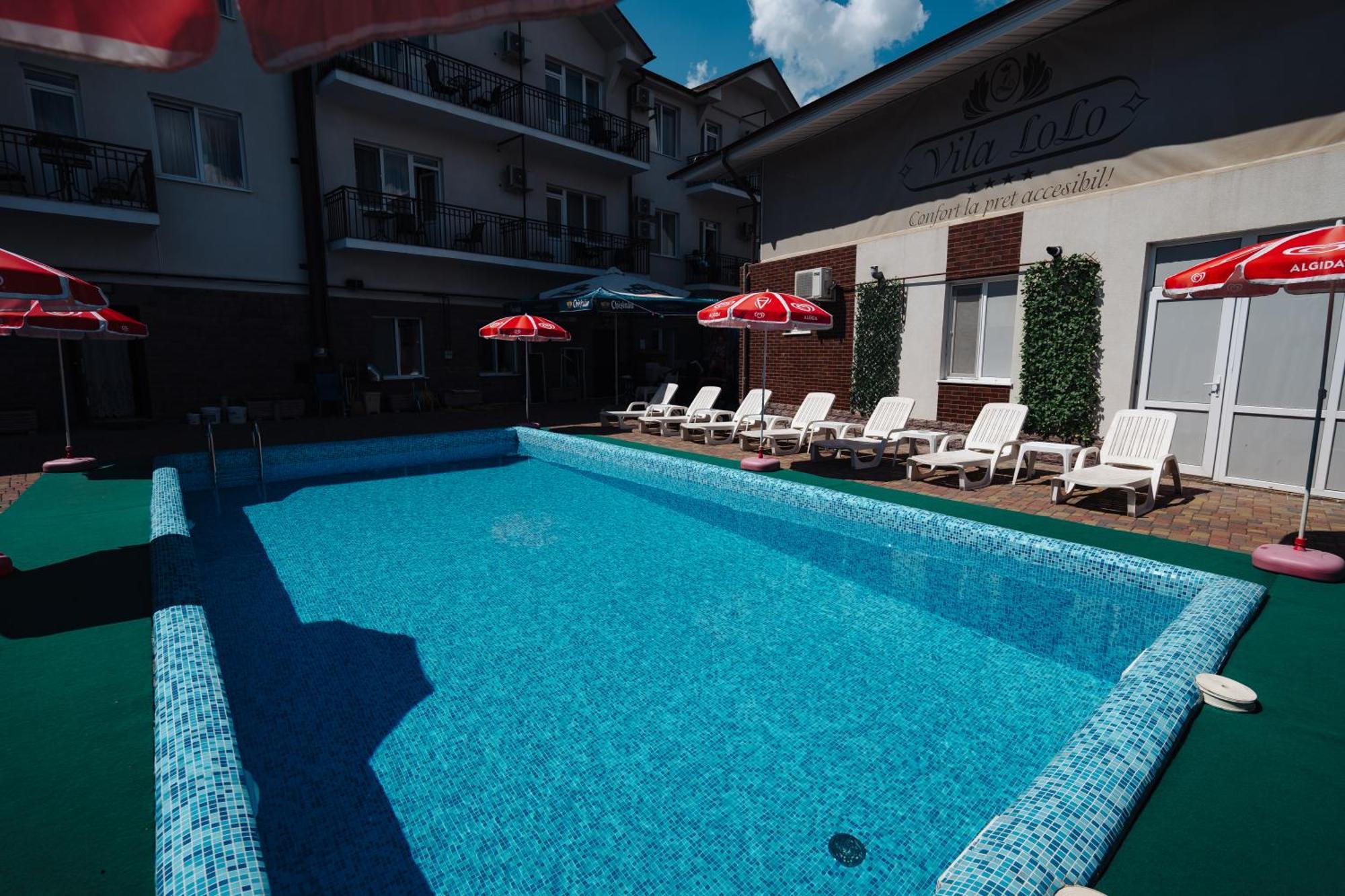 Lolo'S Bliss Hotel คีชีเนา ภายนอก รูปภาพ