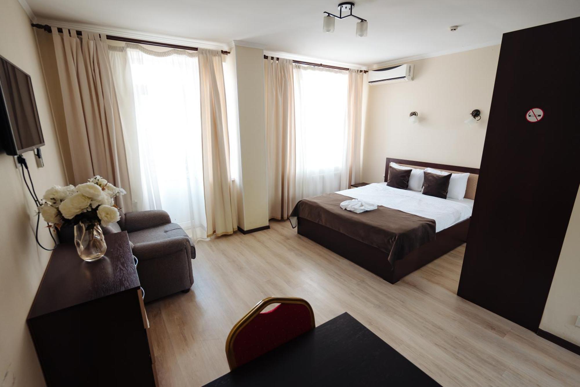 Lolo'S Bliss Hotel คีชีเนา ภายนอก รูปภาพ